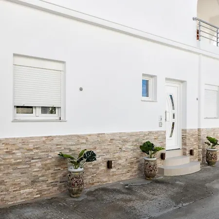 Apartament With Sea View Páros